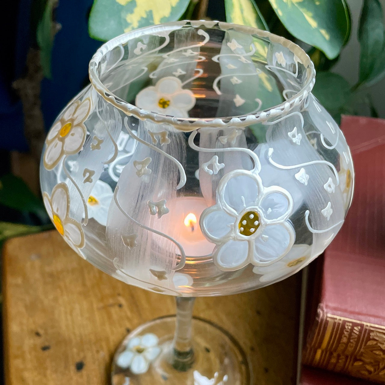 Daisy~ Candleholder tall