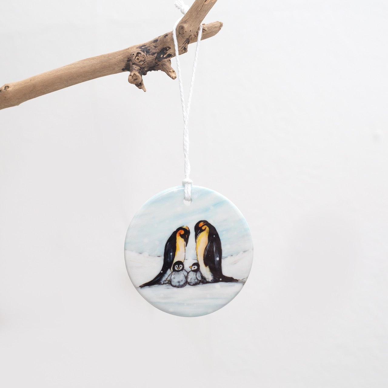 Huddling~ Ceramic decoration