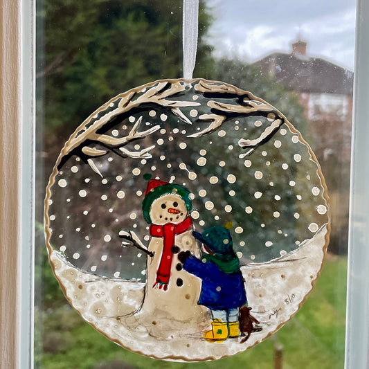 Dexter & the snowman~ Round suncatcher