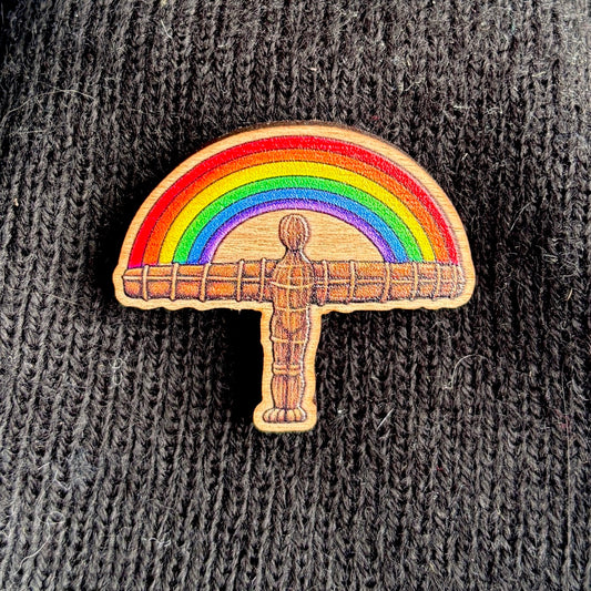 Rainbow Angel~Pin badge