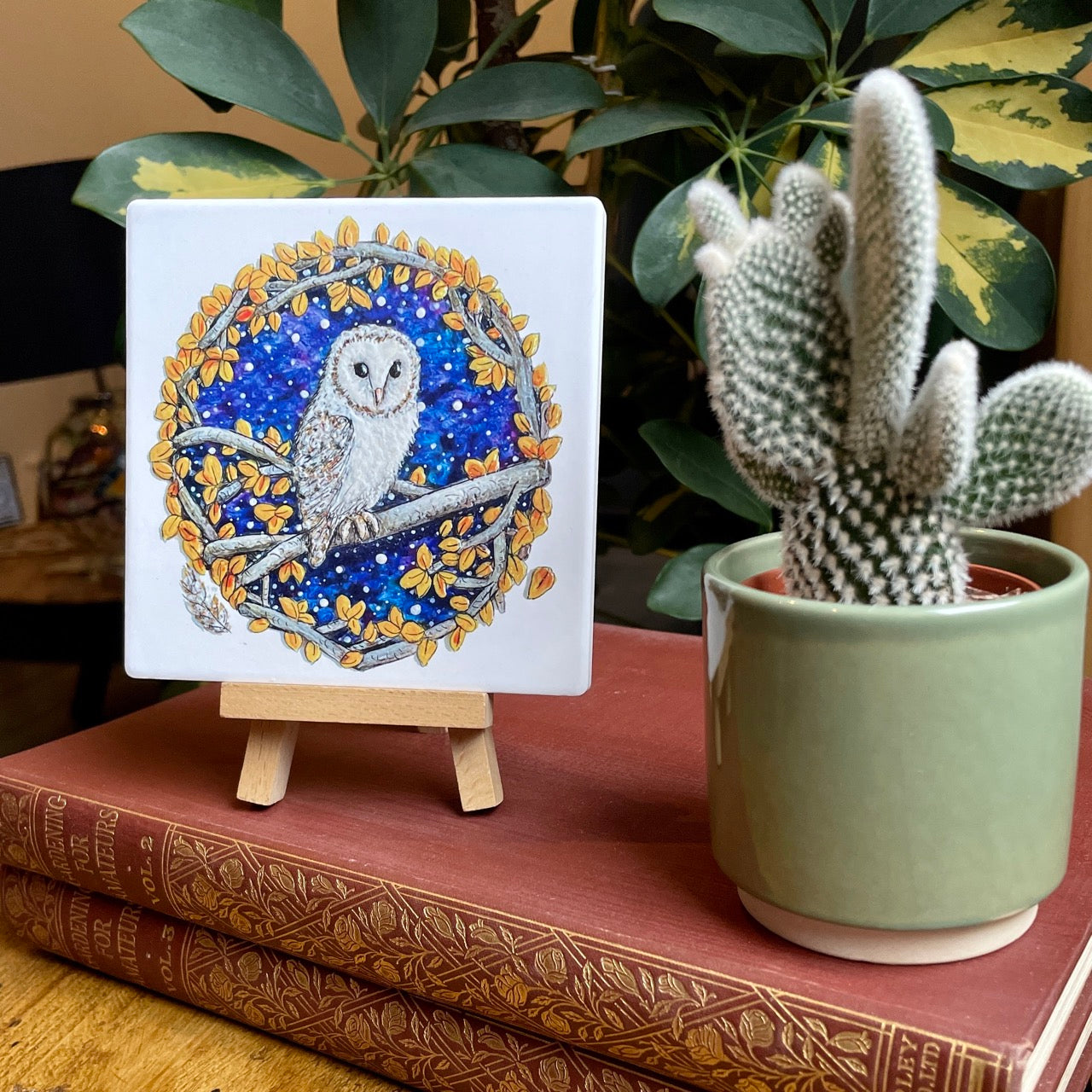 Barn owl~ Ceramic coaster & Easel