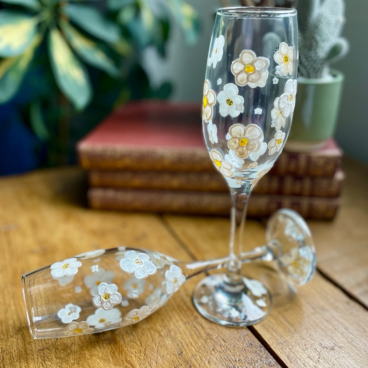 Daisy~ Champagne glass