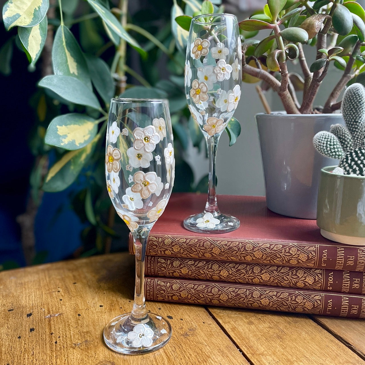 Daisy~ Champagne glass