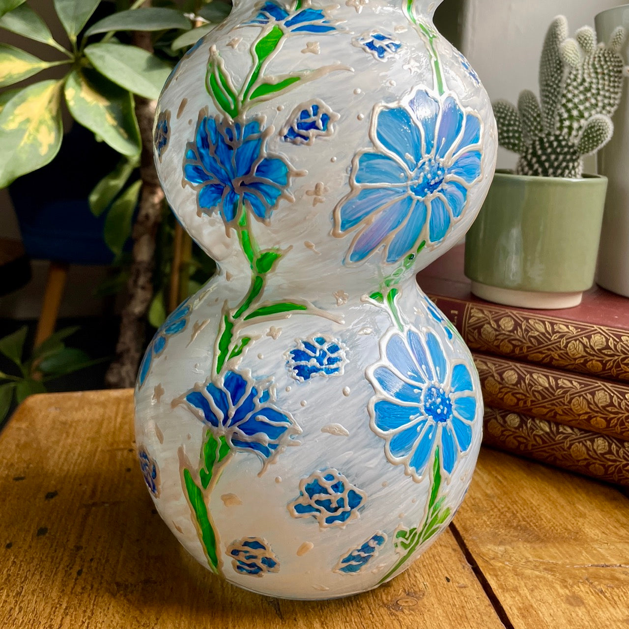 Cornflower blue~ Vase