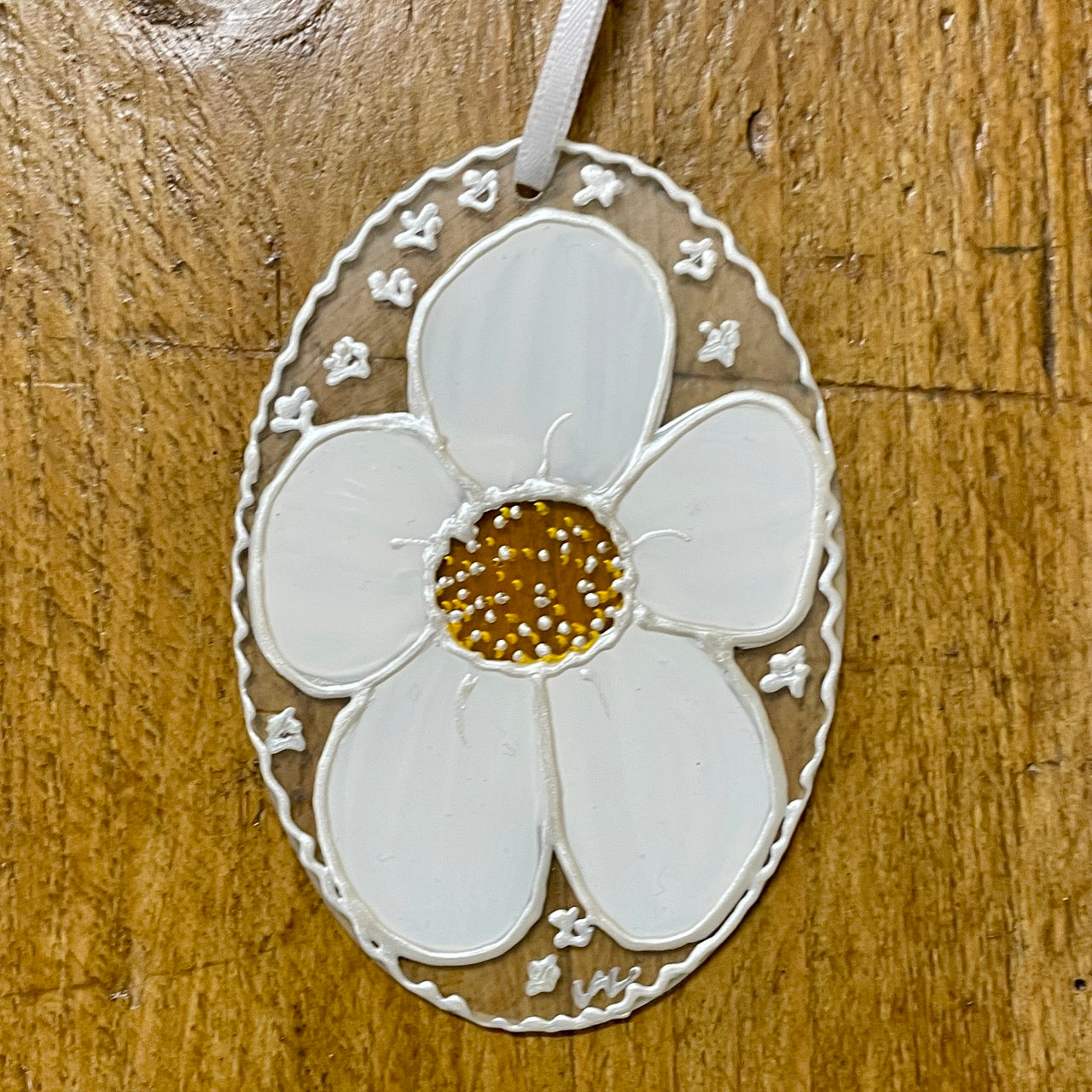 Daisy~ Oval suncatcher