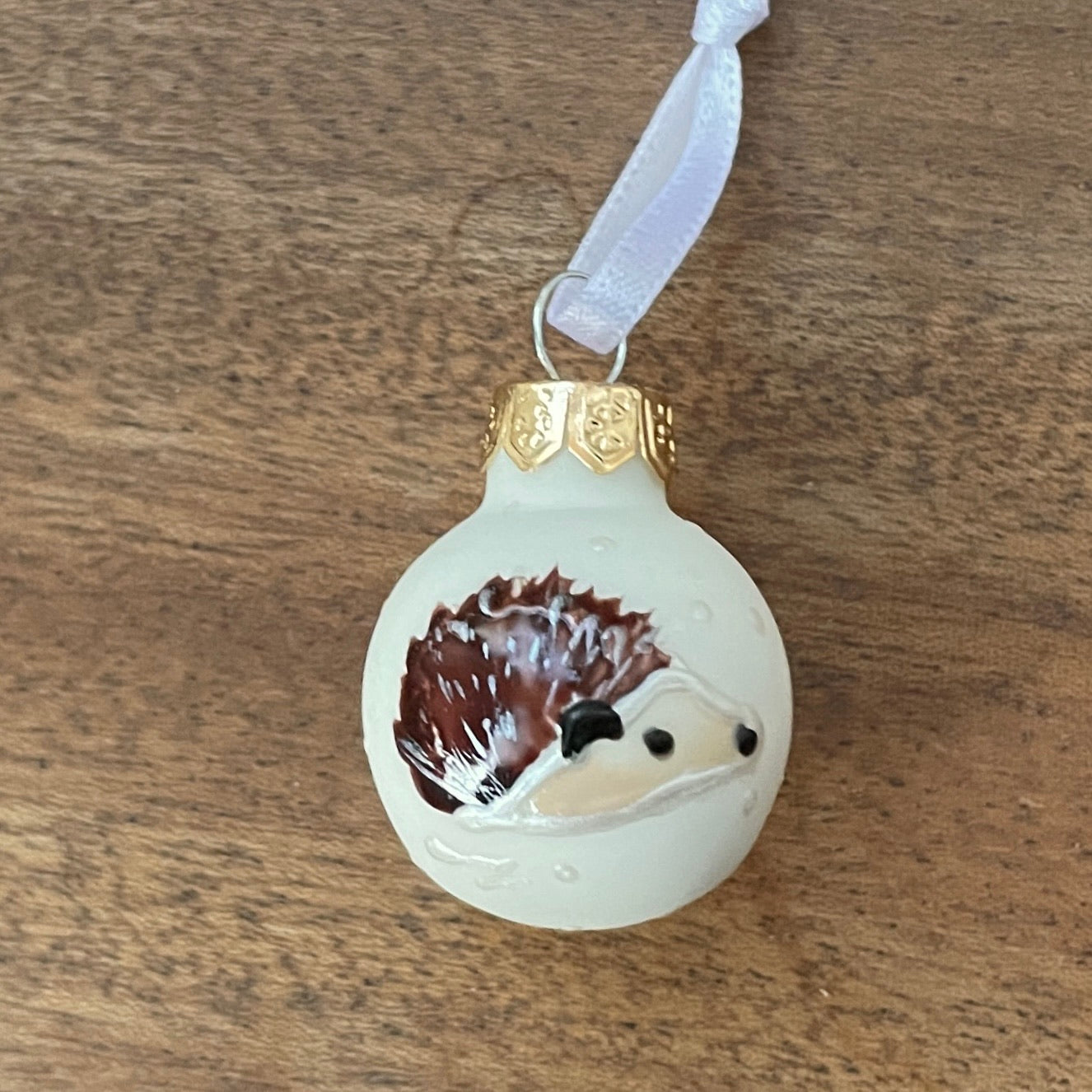 Hedgehog in snow~ Diddy matt glass bauble