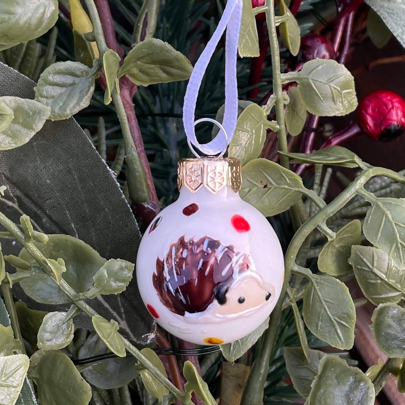 Hedgehog in autumn~ Diddy shiny glass bauble