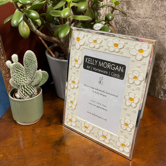 Daisy~ Portrait frame