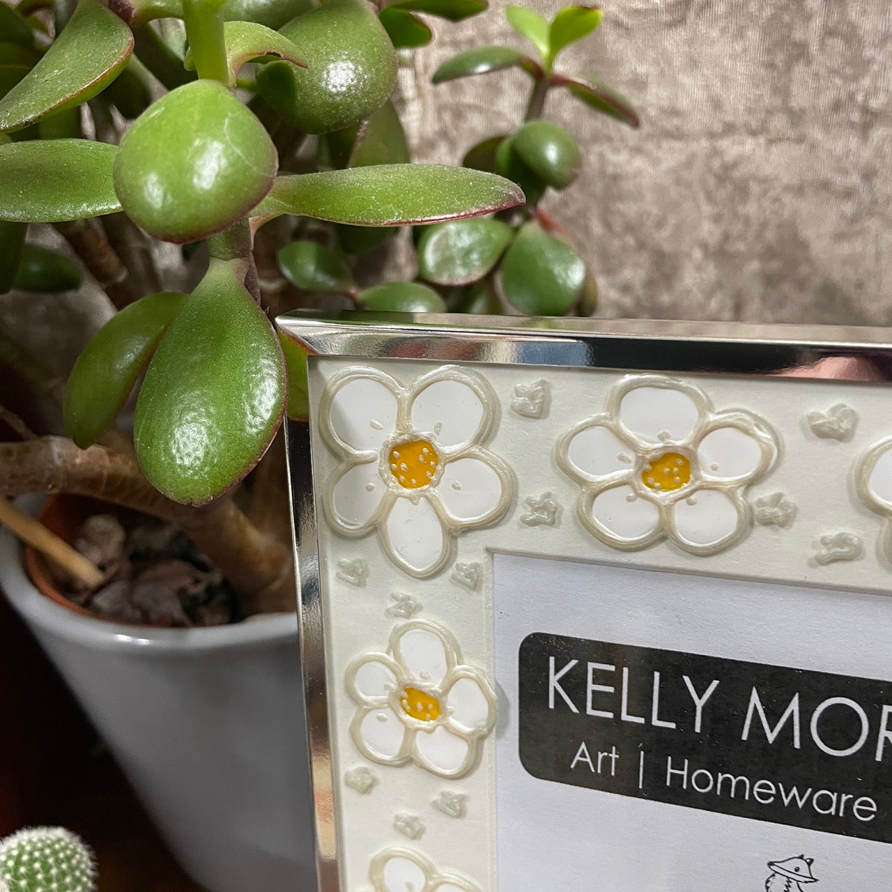 Daisy~ Portrait frame