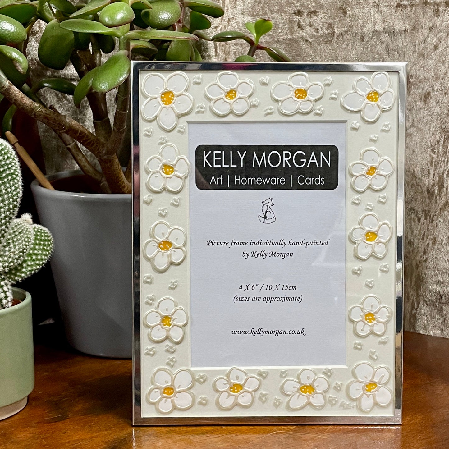 Daisy~ Portrait frame