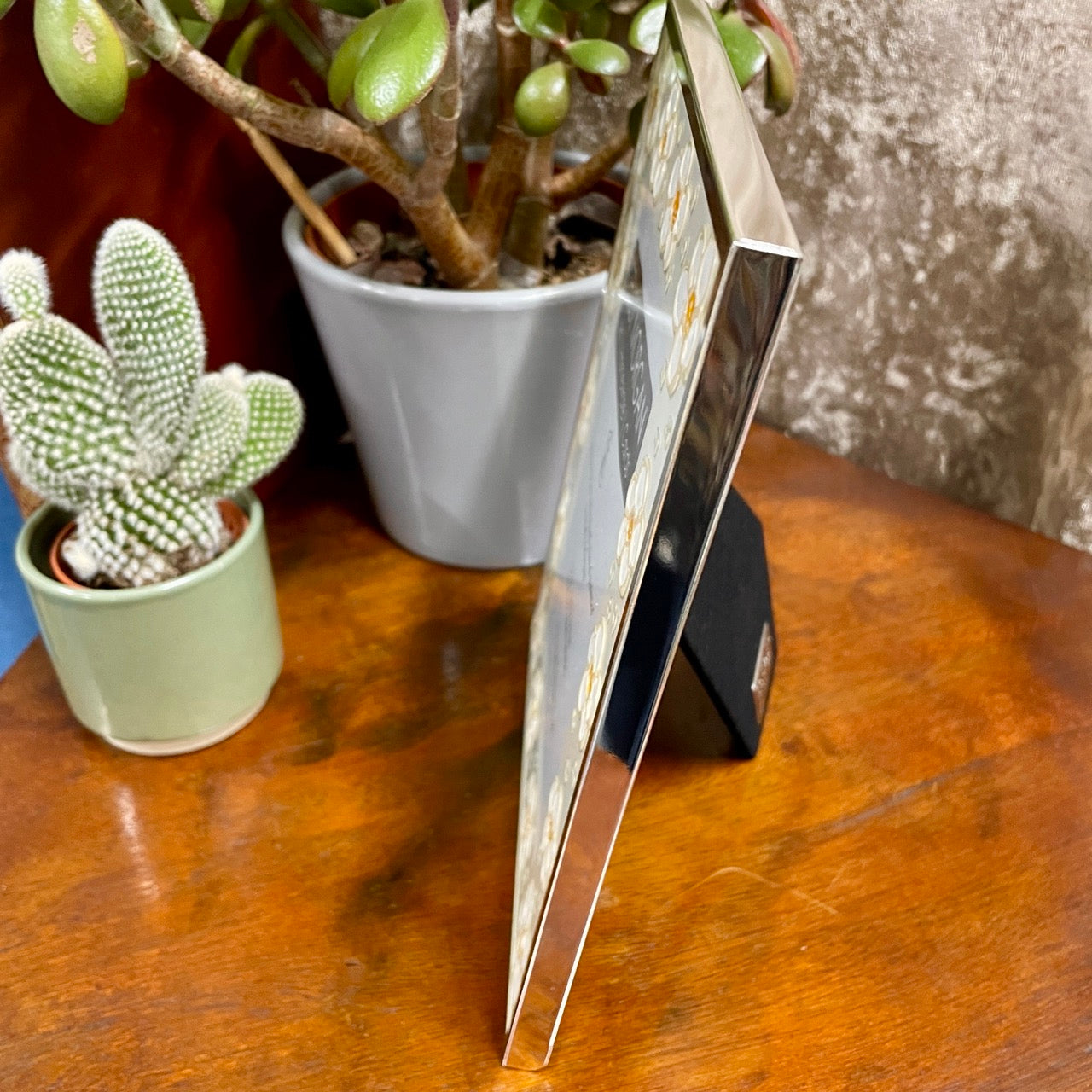 Daisy~ Portrait frame