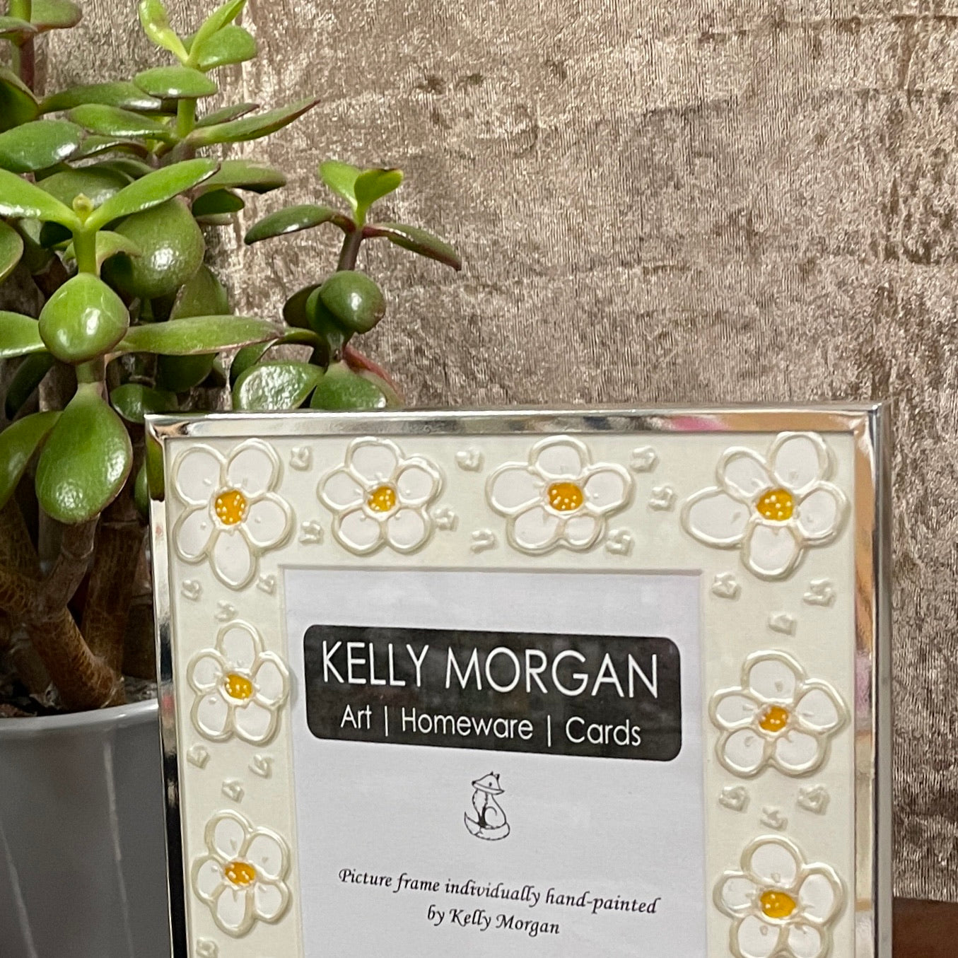 Daisy~ Portrait frame