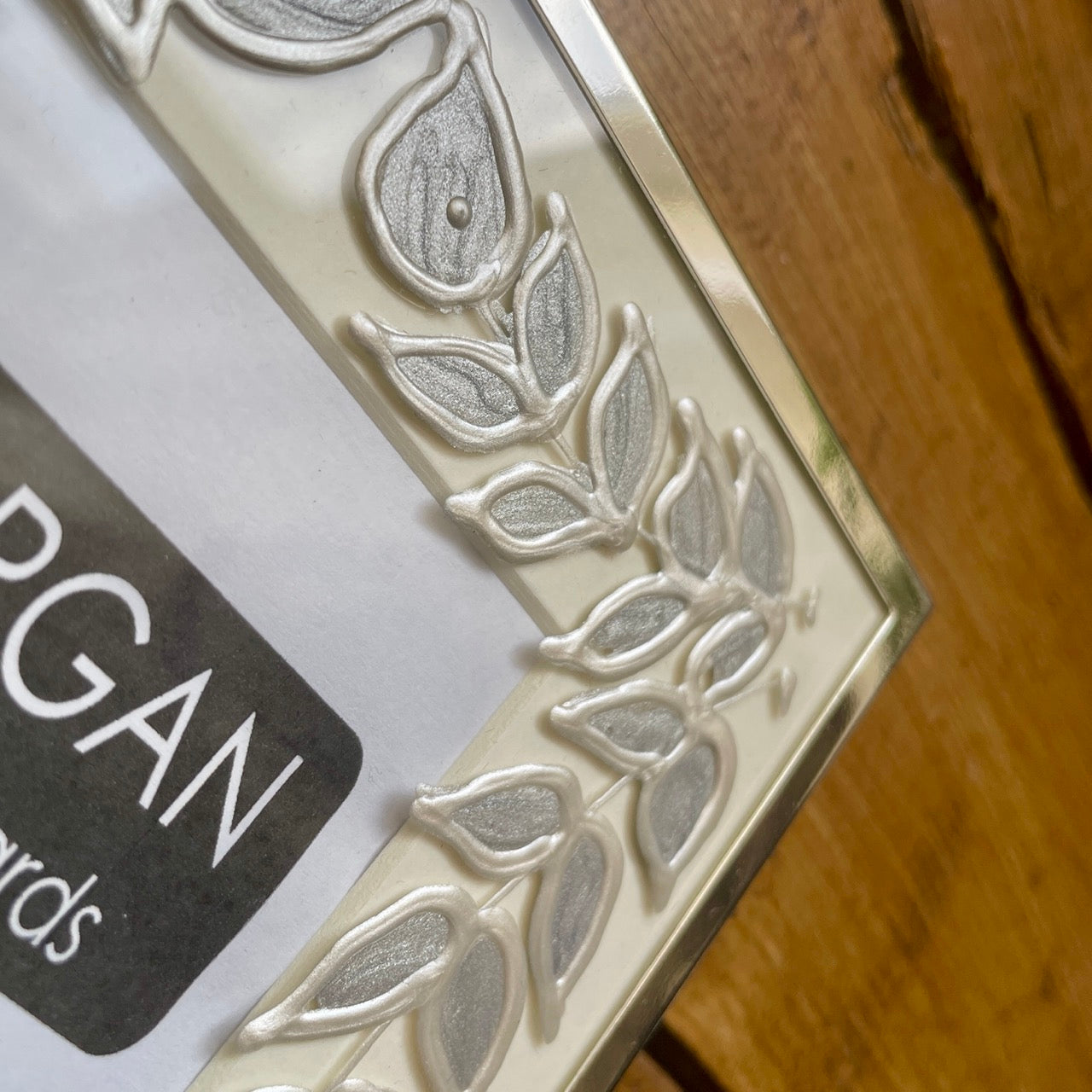 Silver leaves~ Portrait frame