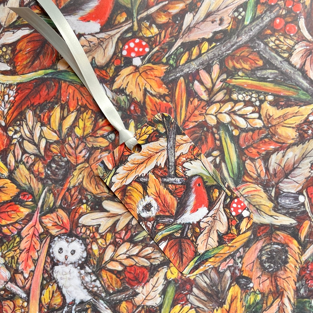 Autumntime gift wrap &  Robin tag