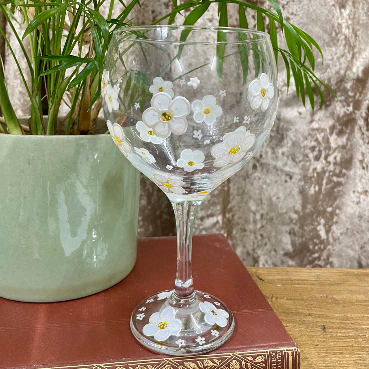 Daisy~ Gin glass