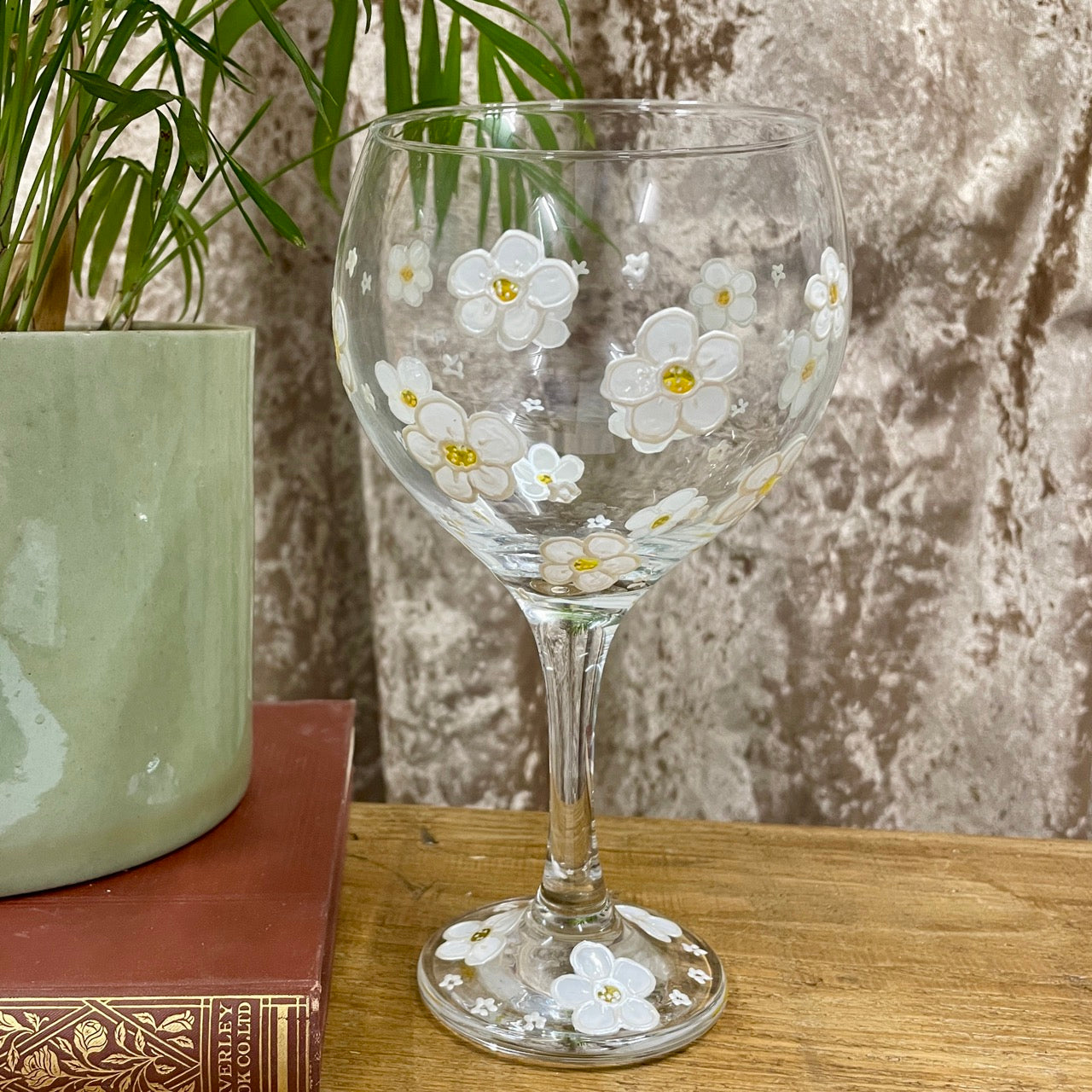 Daisy~ Gin glass