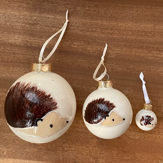 Hedgehog in snow~ Glass bauble