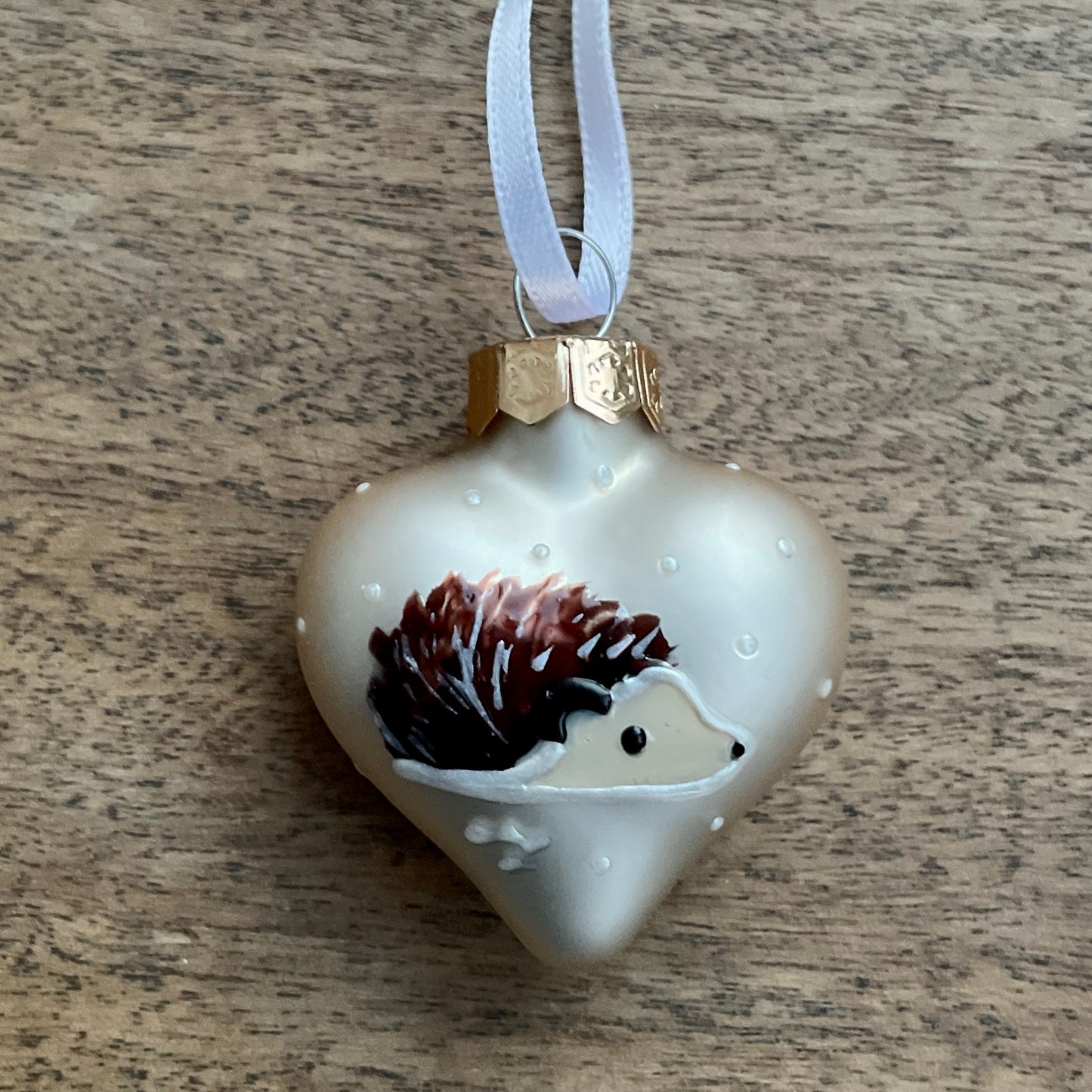 Hedgehog~ Matt heart glass bauble