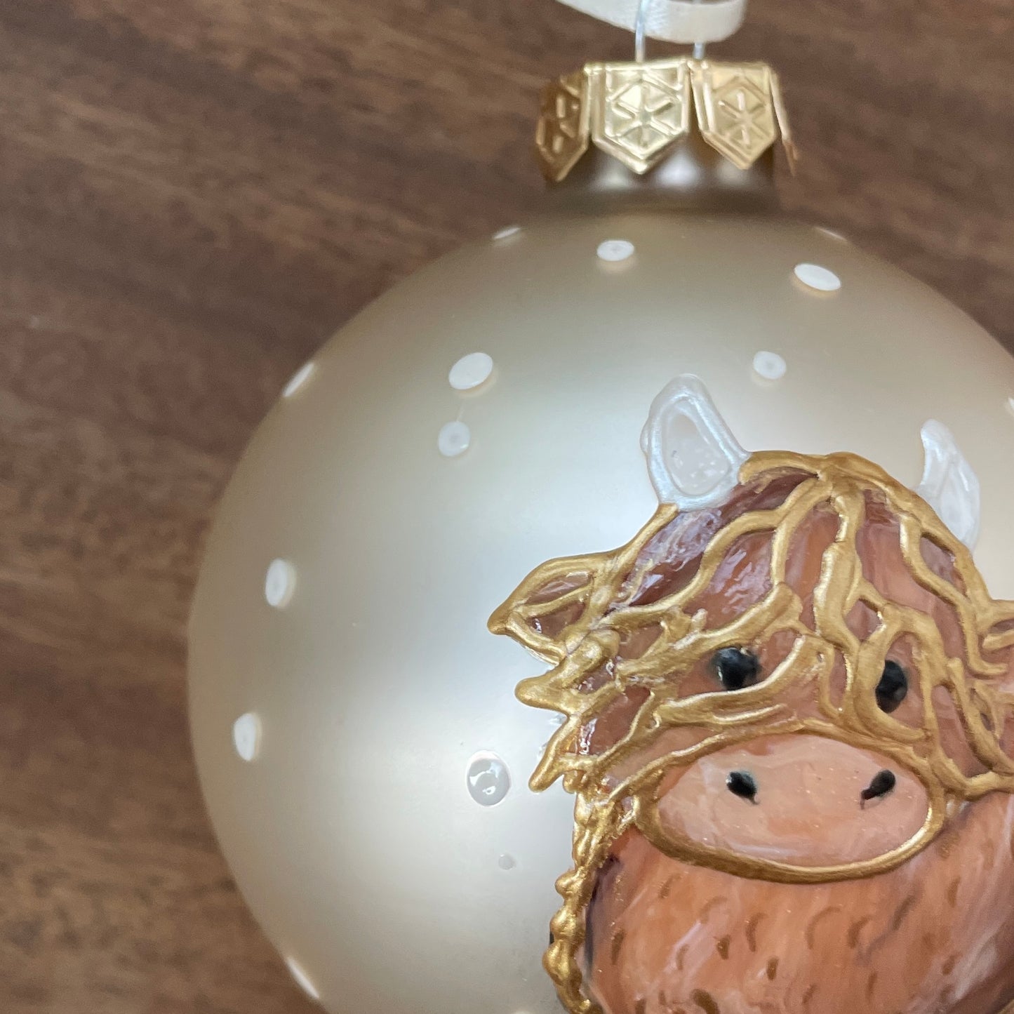 Highland cow~ Matt glass bauble