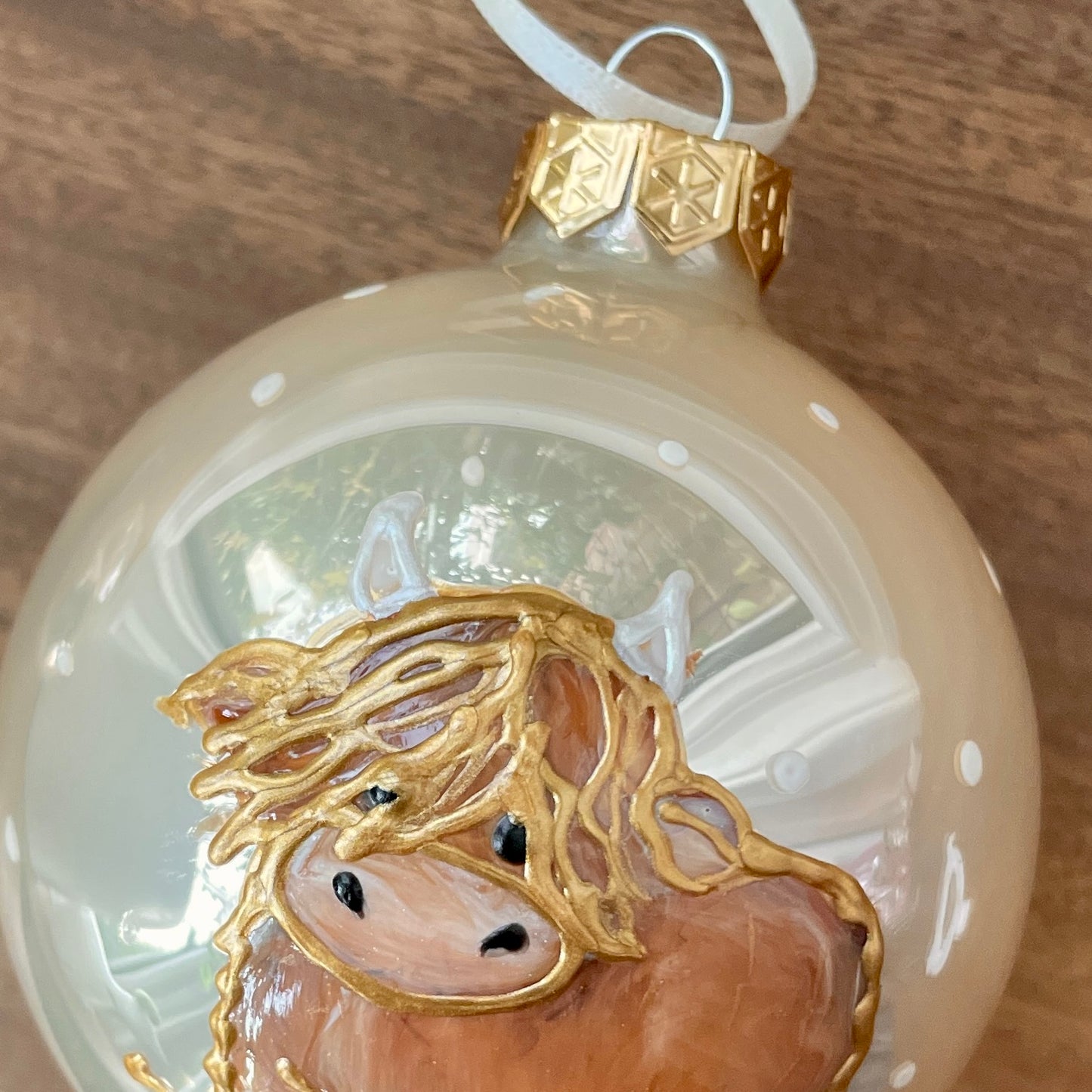Highland Cow~ Shiny glass bauble