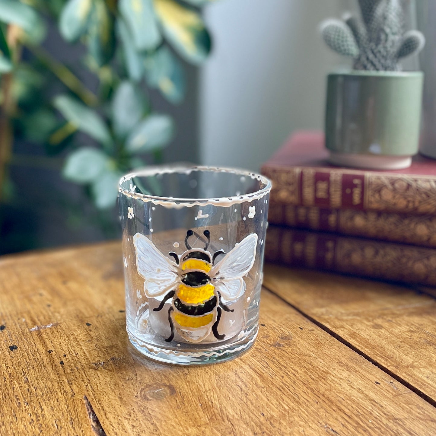 Just Bee~ Large tealight candleholder