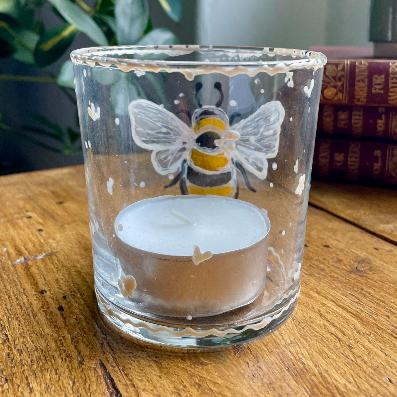 Just Bee~ Large tealight candleholder