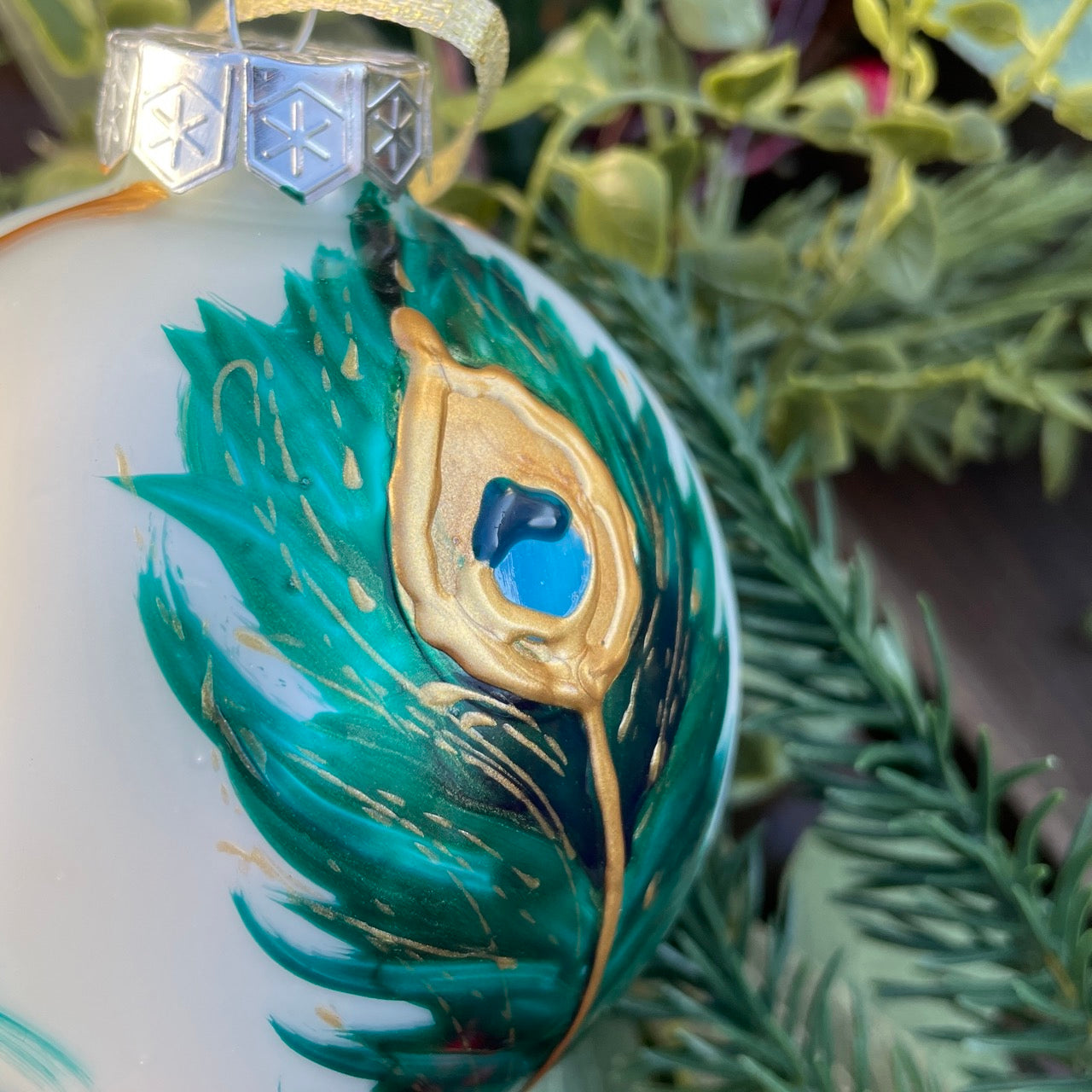 Peacock feathers~ Large glass bauble