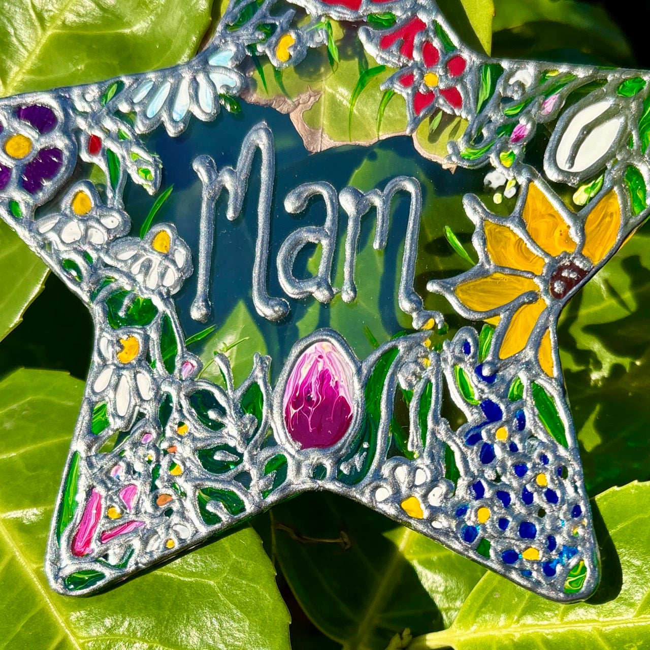 Mam~ Star suncatcher