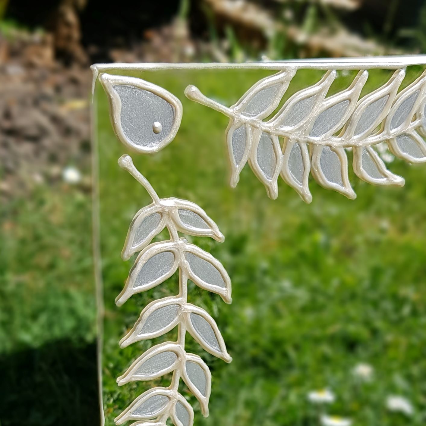 Silver leaves~ Mirror