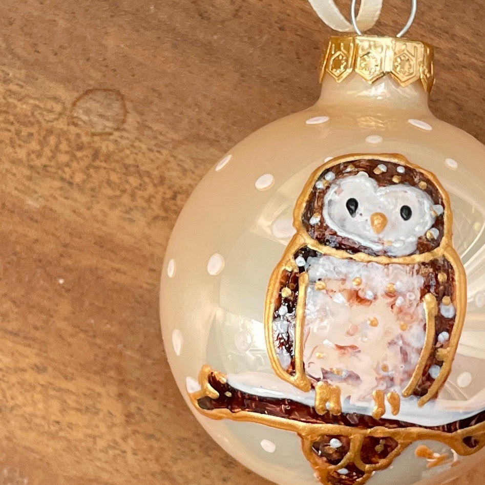 Owl in snow~ Shiny large glass bauble