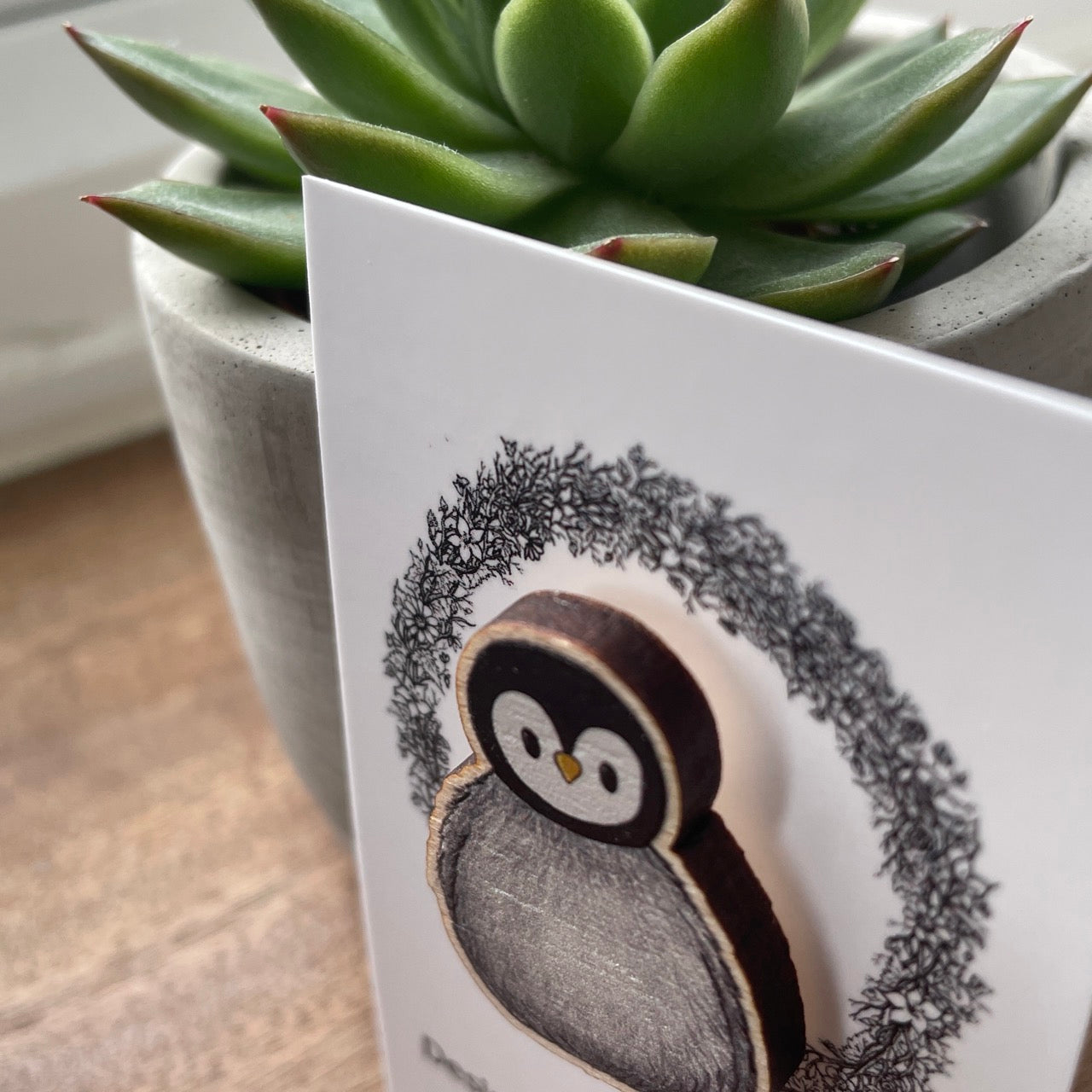 Baby penguin~ Pin badge