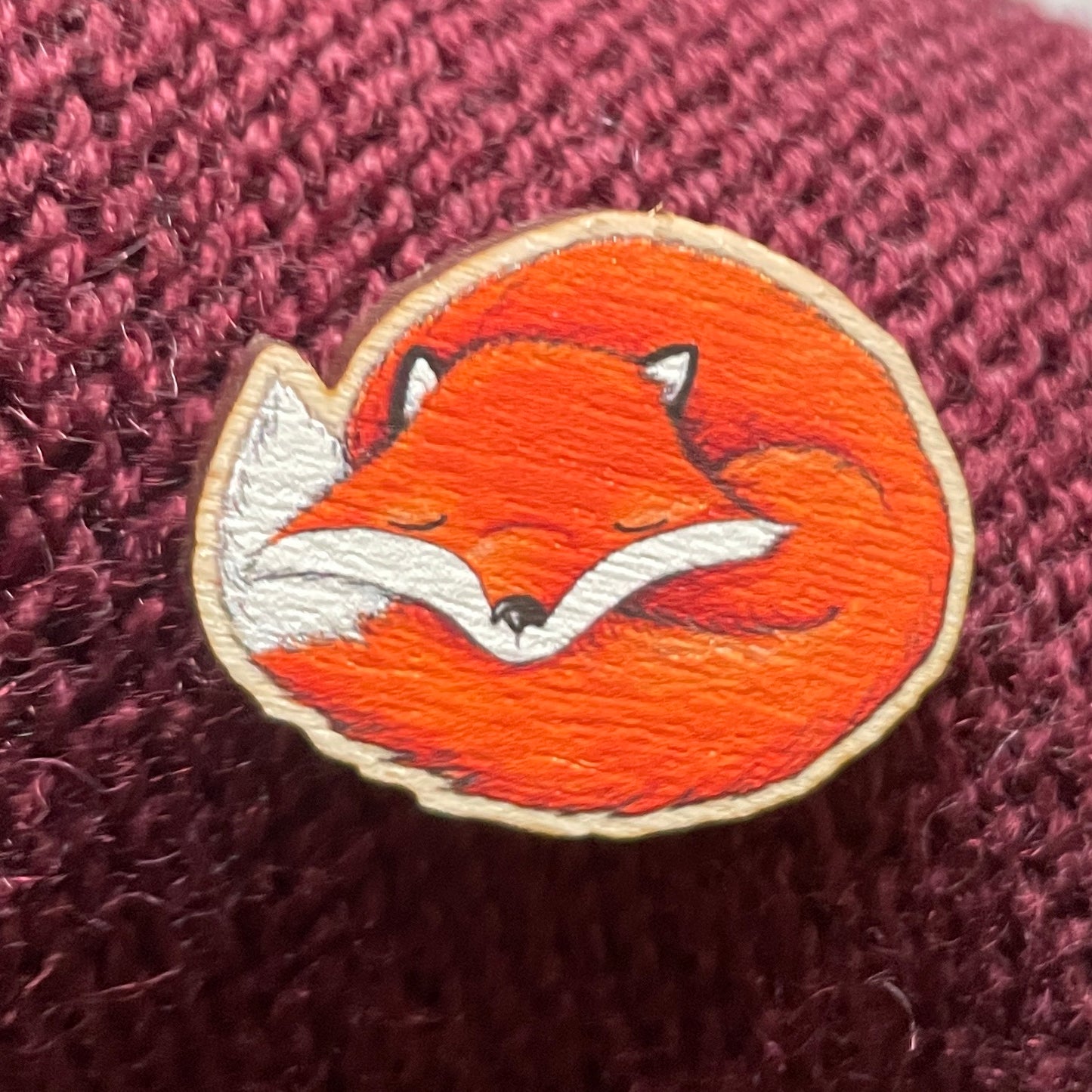 Sleeping fox~ Pin badge