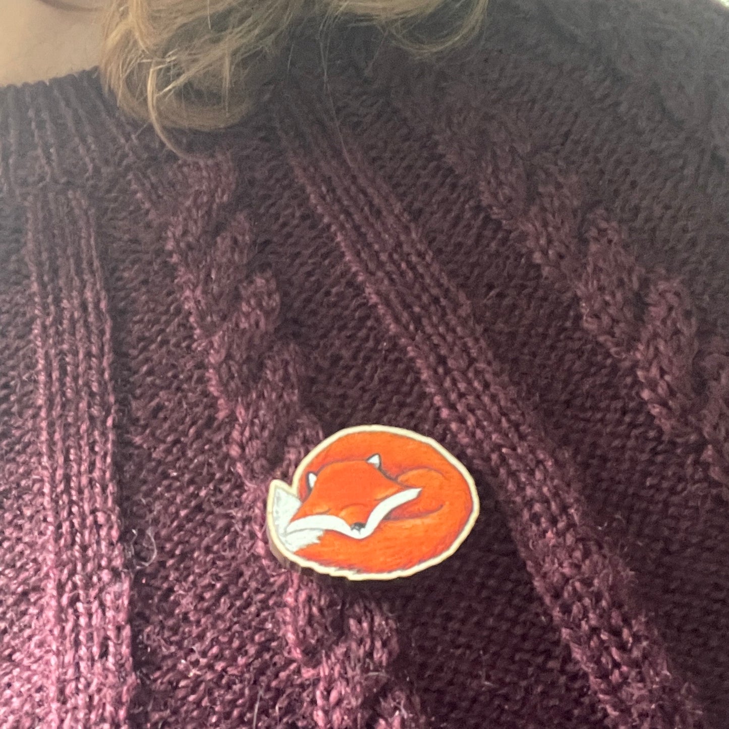 Sleeping fox~ Pin badge