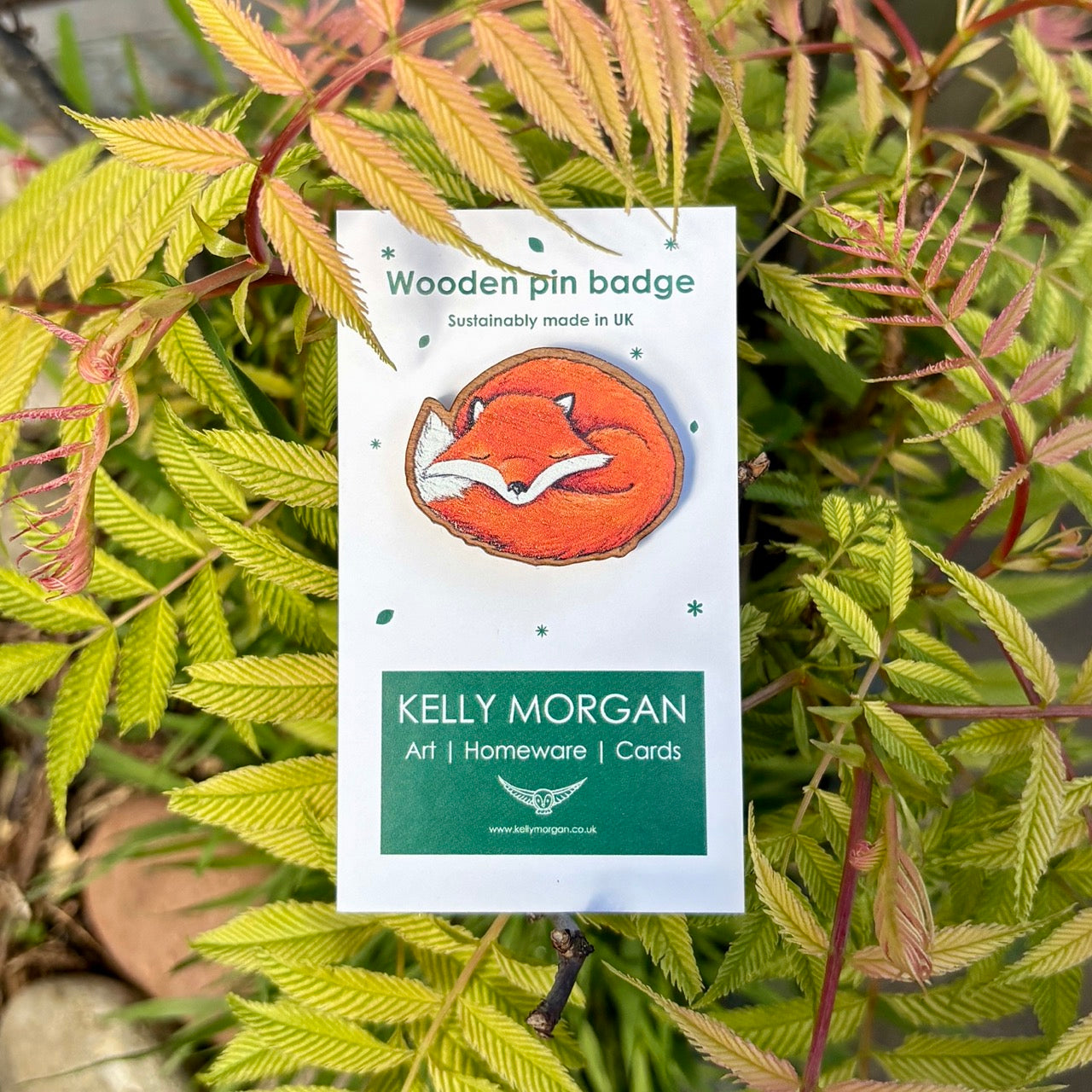 Sleeping fox~ Pin badge