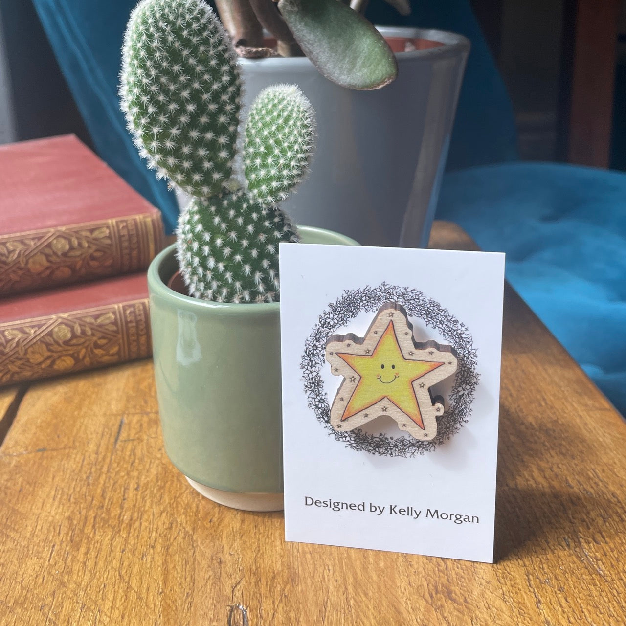 Star~ Pin badge