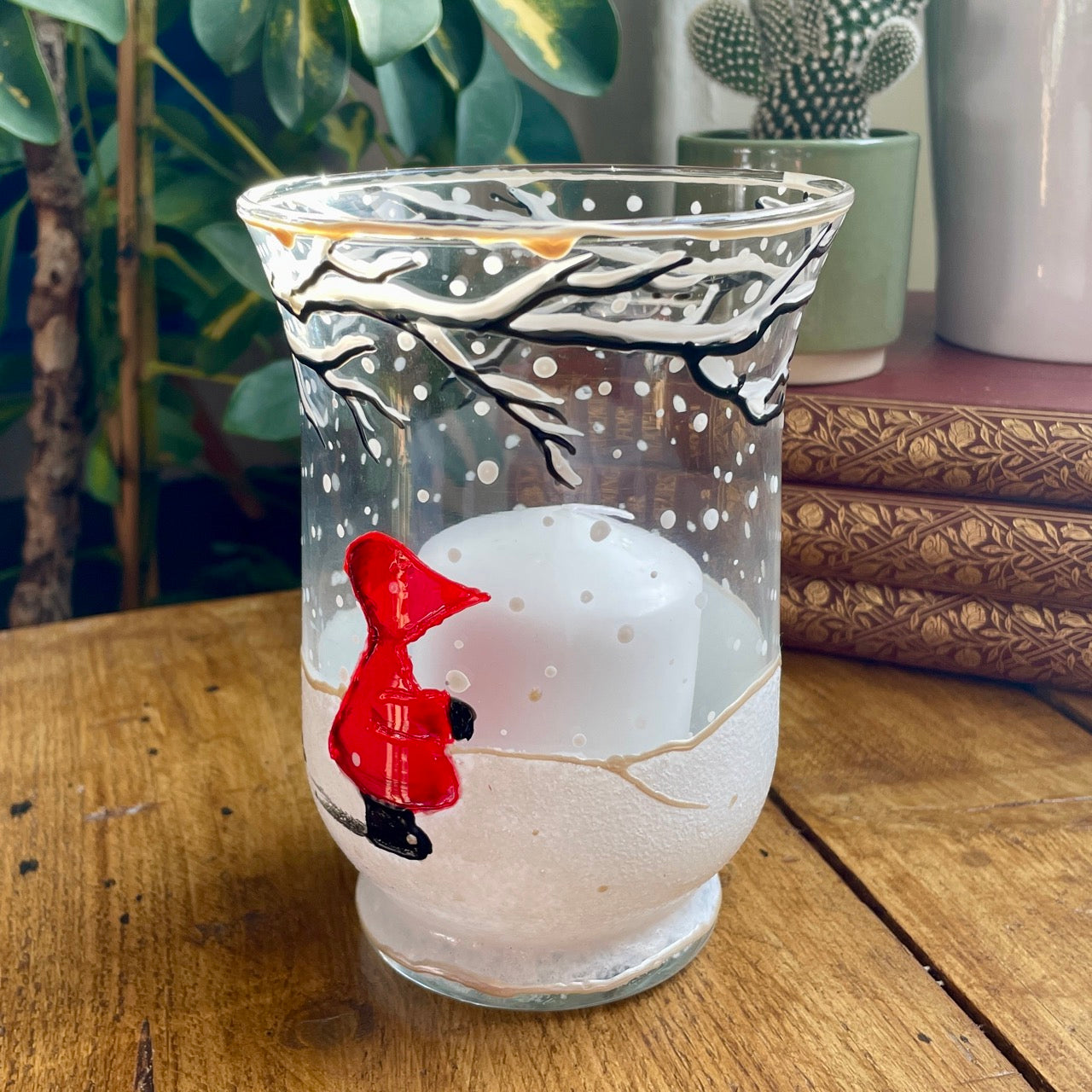 Redhood in snow~ Candleholder