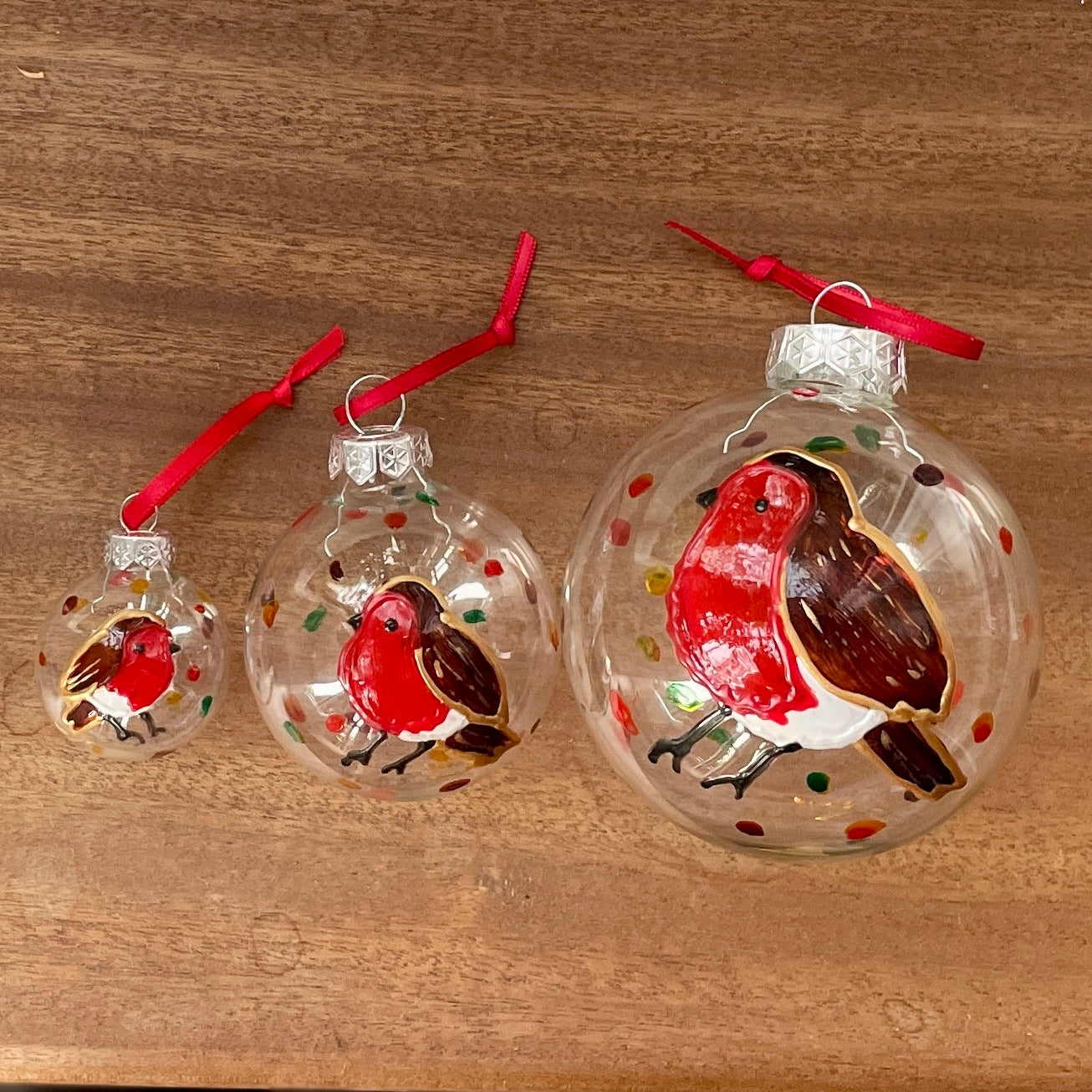 Robin in autumn~ Dinky glass bauble