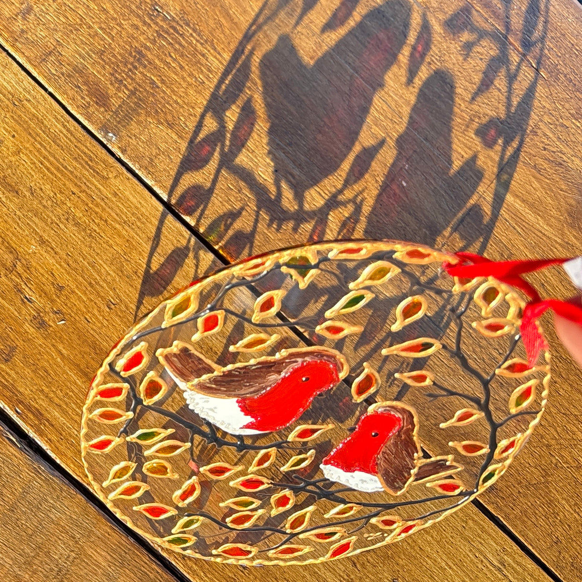 Robin couple~ Round suncatcher