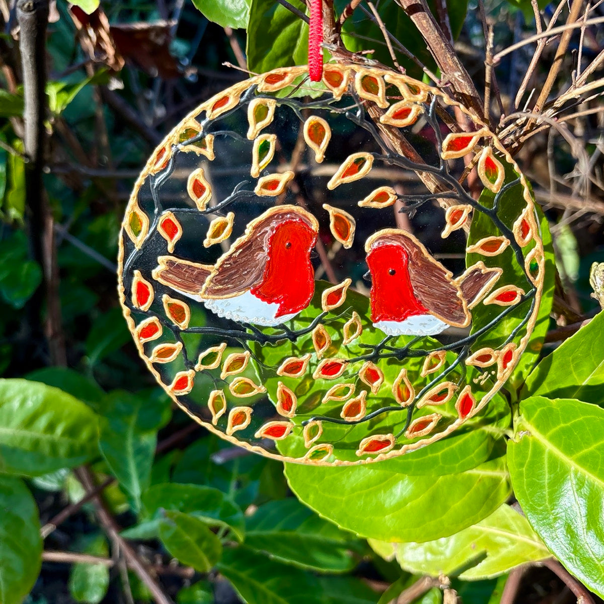 Robin couple~ Round suncatcher