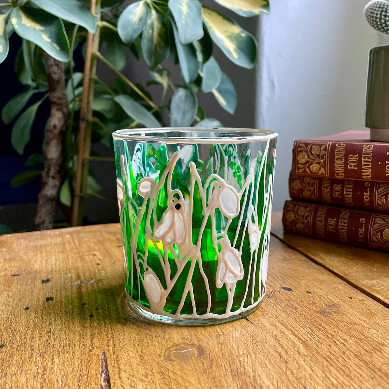 Snowdrops~ Large tealight candleholder