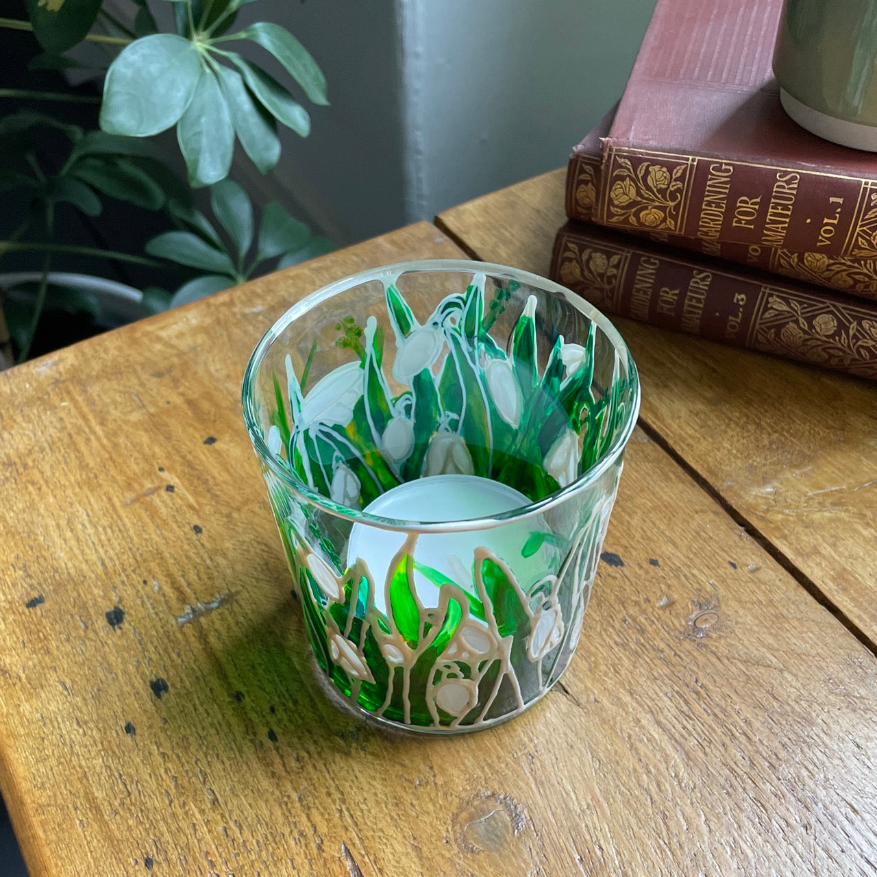 Snowdrops~ Large tealight candleholder