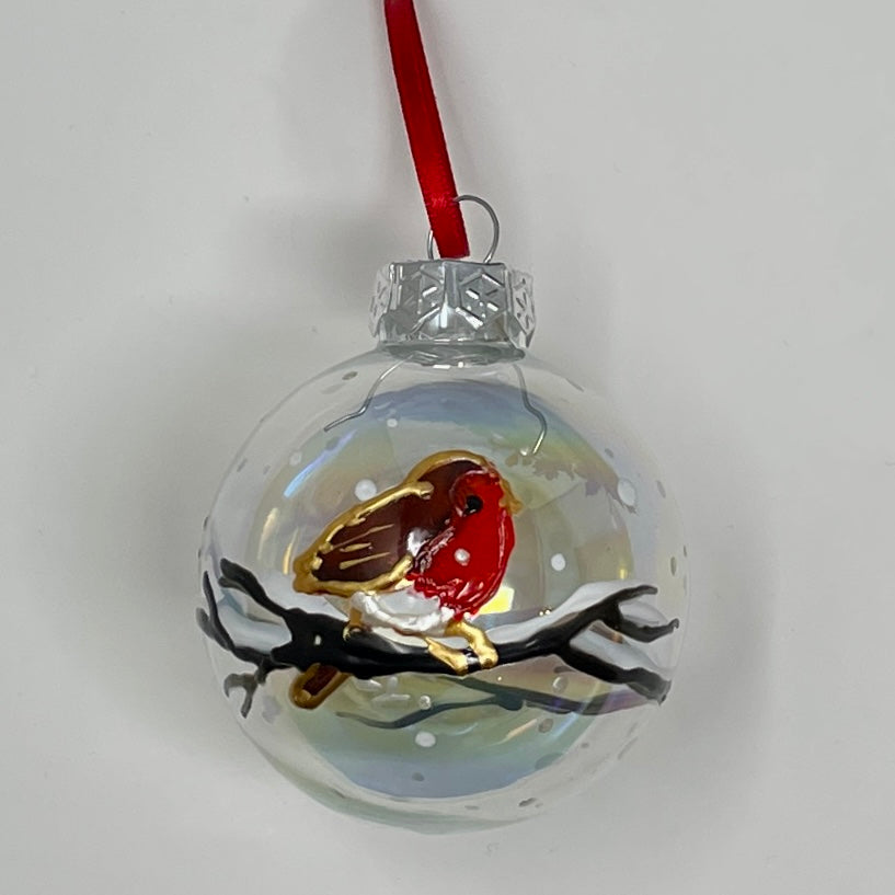 Robin in snow~ Glass bauble