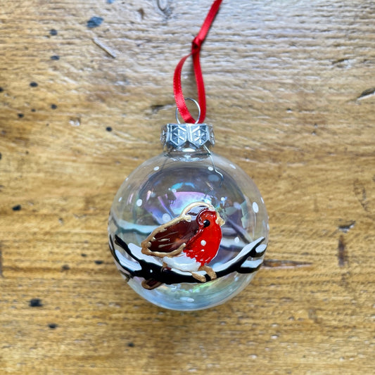 Robin in snow~ Glass bauble