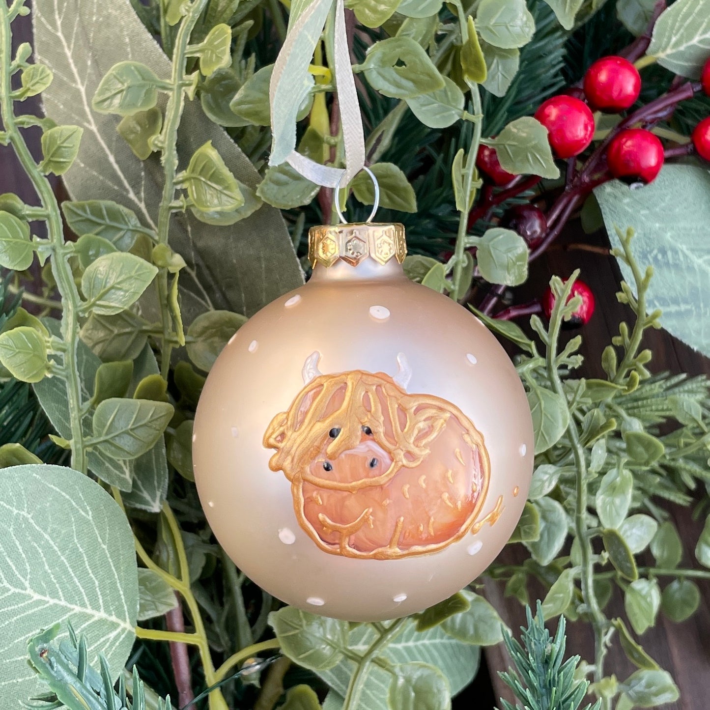 Highland cow~ Matt glass bauble