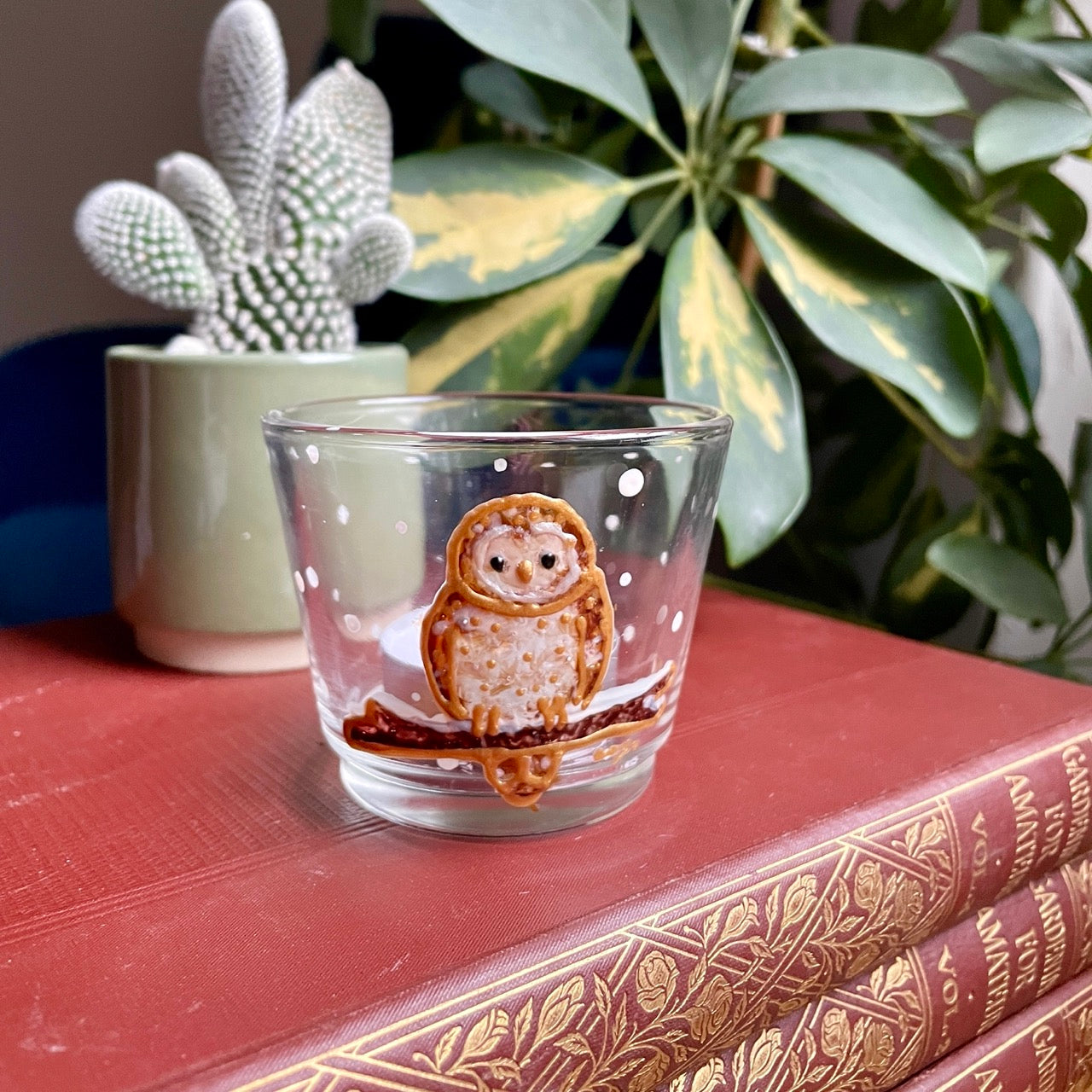 Owl in snow~ Tealight candleholder