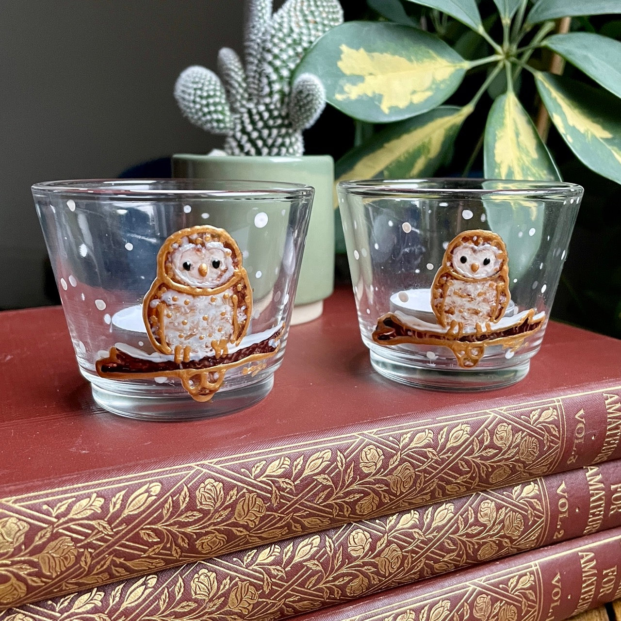 Owl in snow~ Tealight candleholder