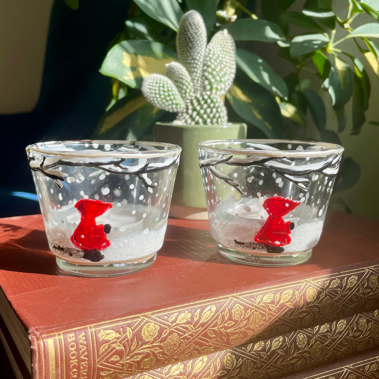 Redhood in snow~ Tealight candleholder