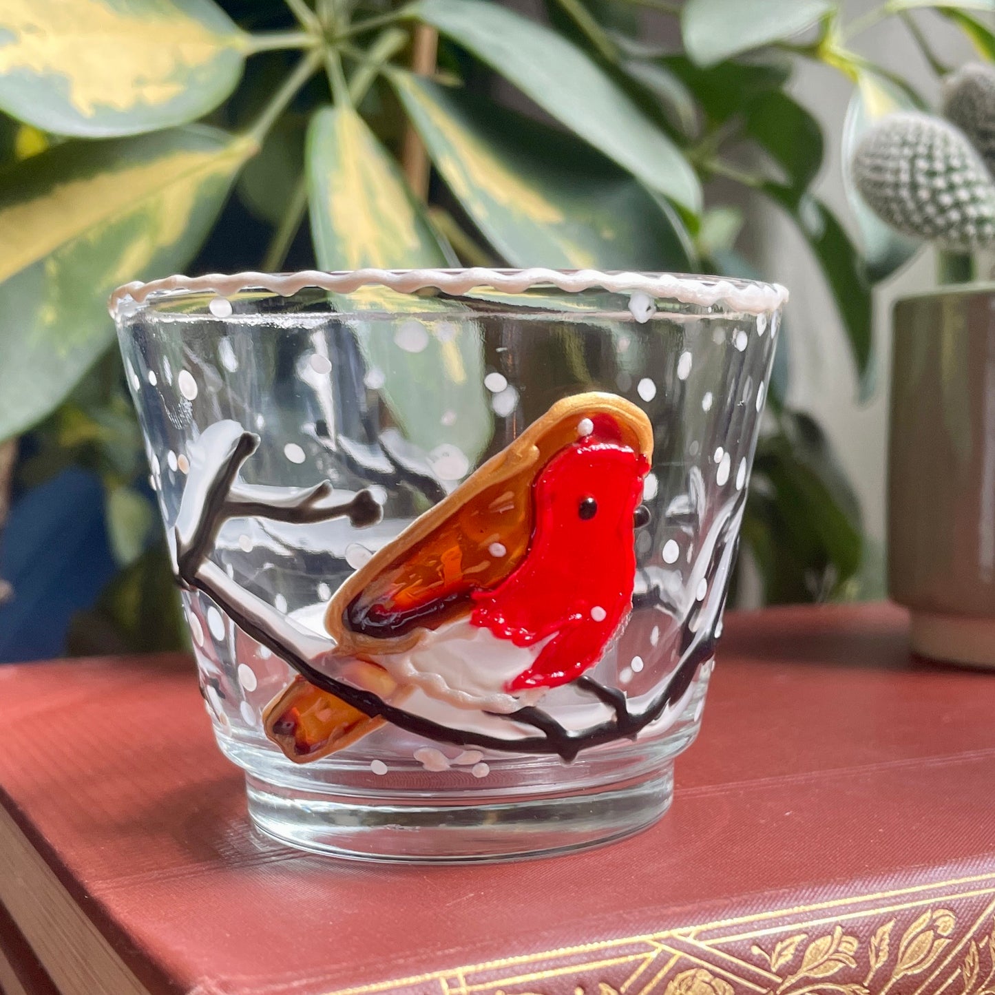 Robin in snow~ Tealight candleholder