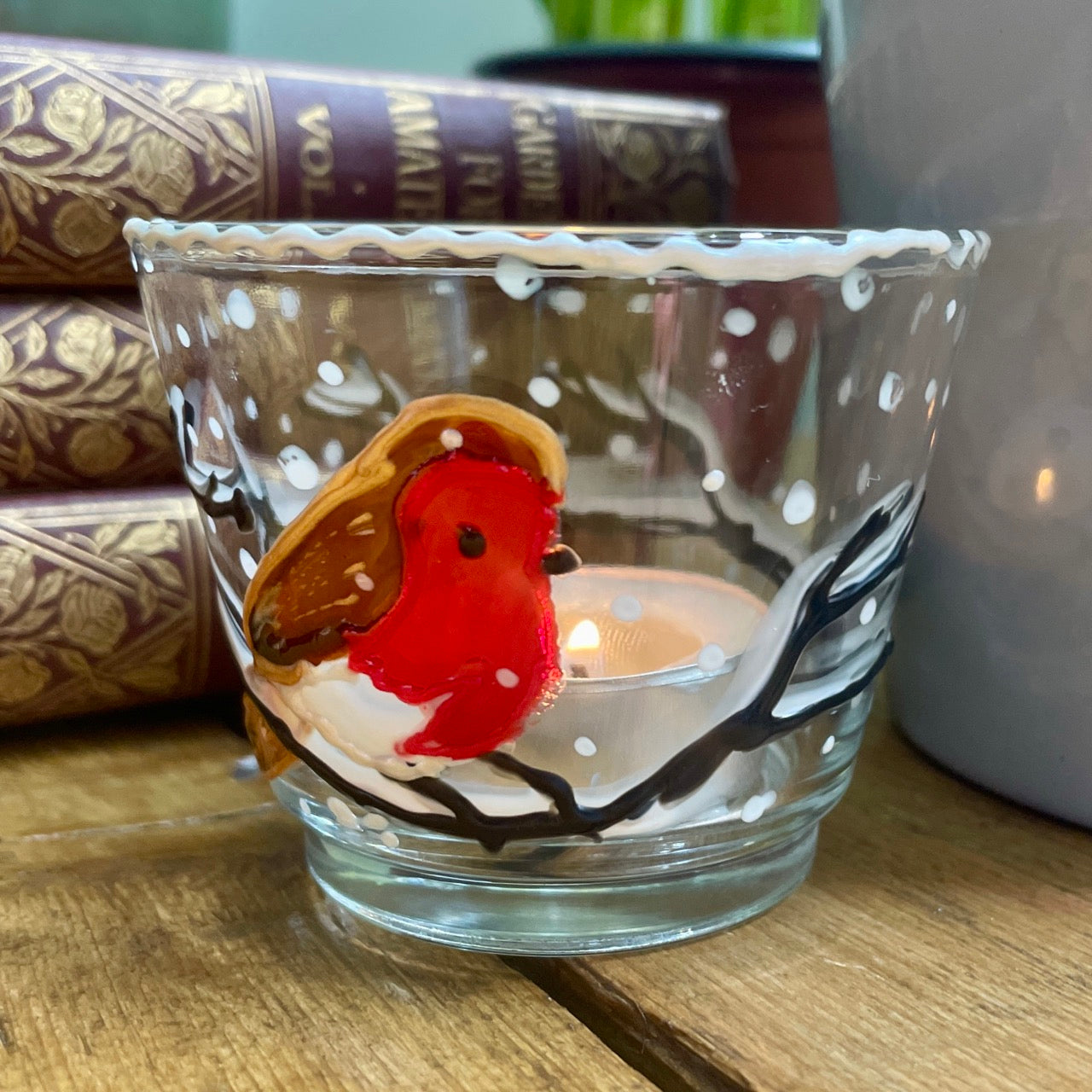 Robin in snow~ Tealight candleholder