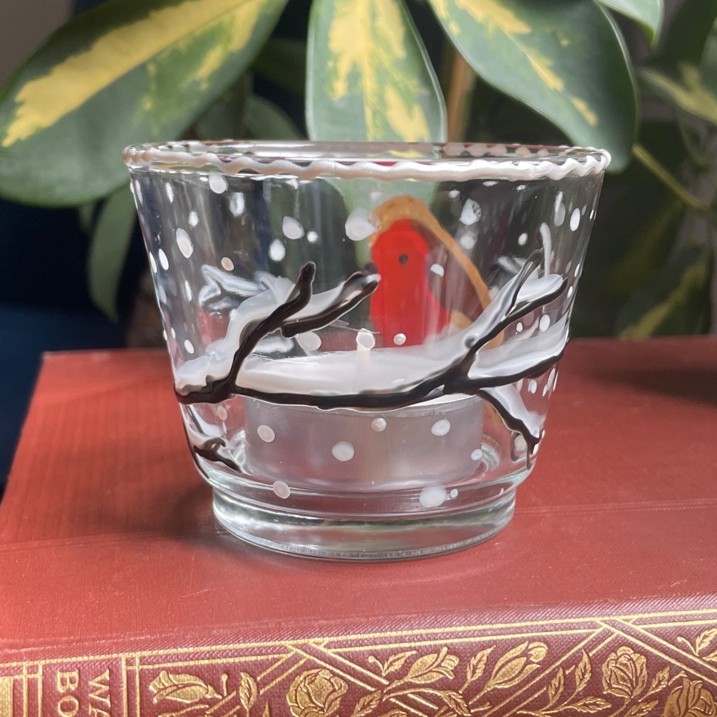 Robin in snow~ Tealight candleholder